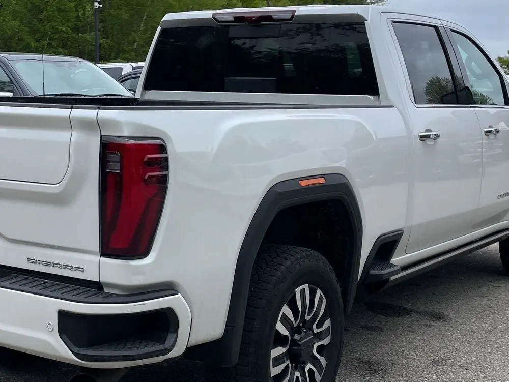 2024 GMC Sierra 3500HD Denali Ultimate