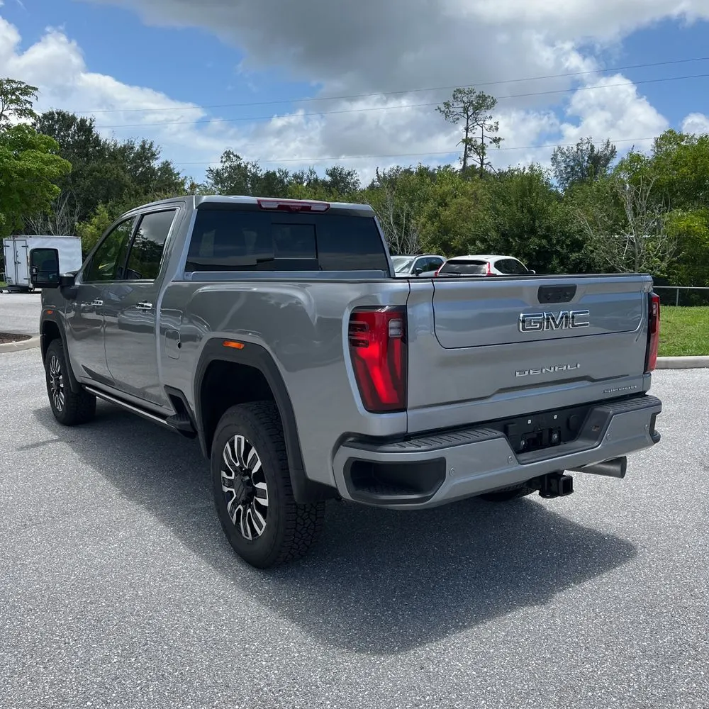 2024 GMC Sierra 3500HD Denali Ultimate