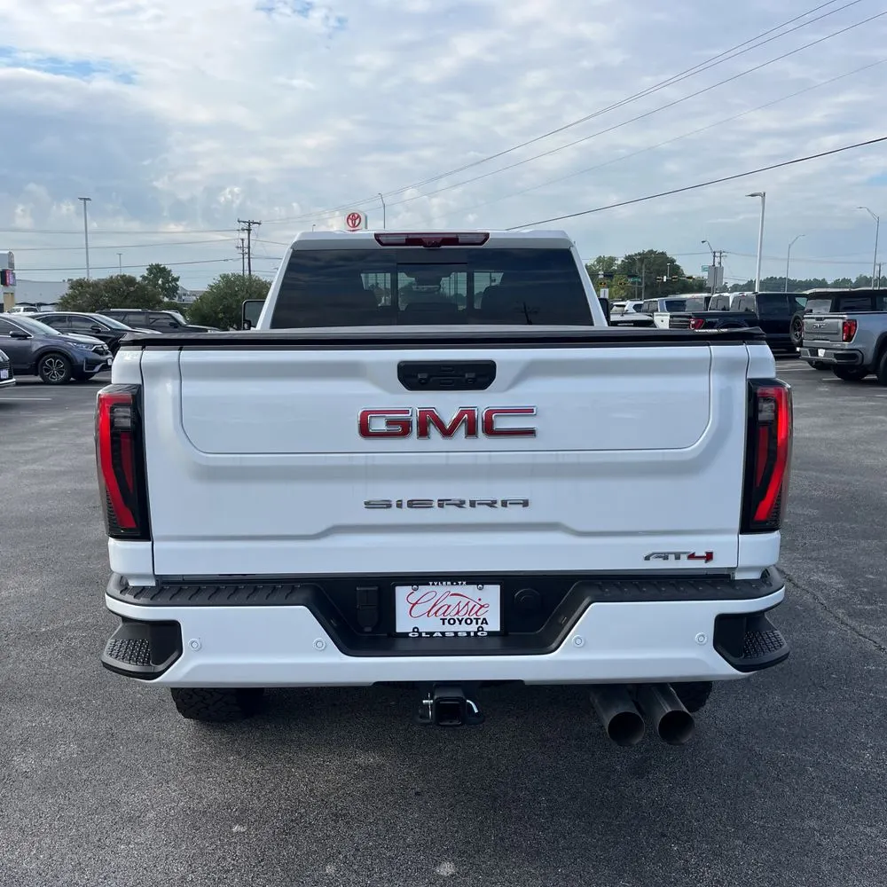2025 GMC Sierra 2500HD AT4
