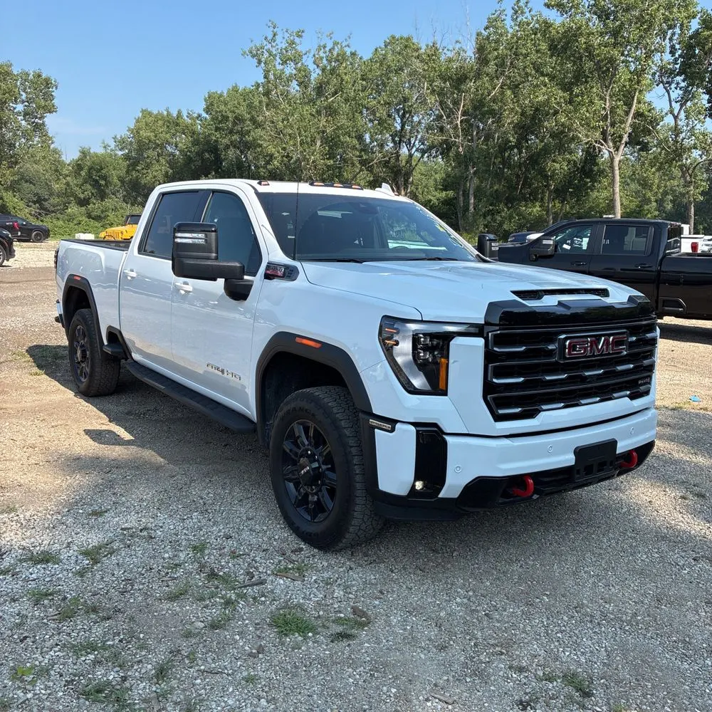 2025 GMC Sierra 2500 AT4