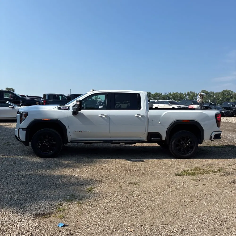 2025 GMC Sierra 2500 AT4