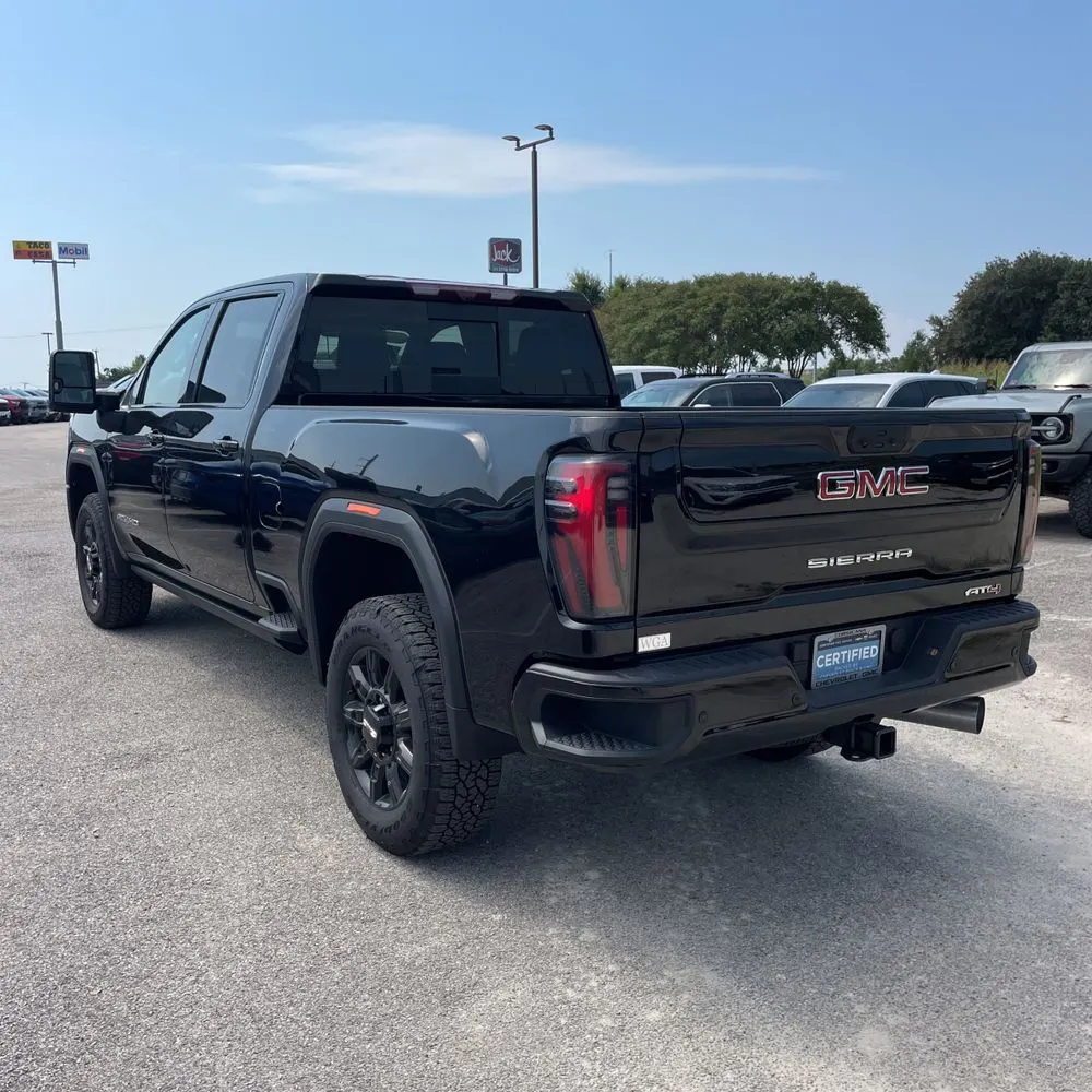 2025 GMC Sierra 2500HD AT4