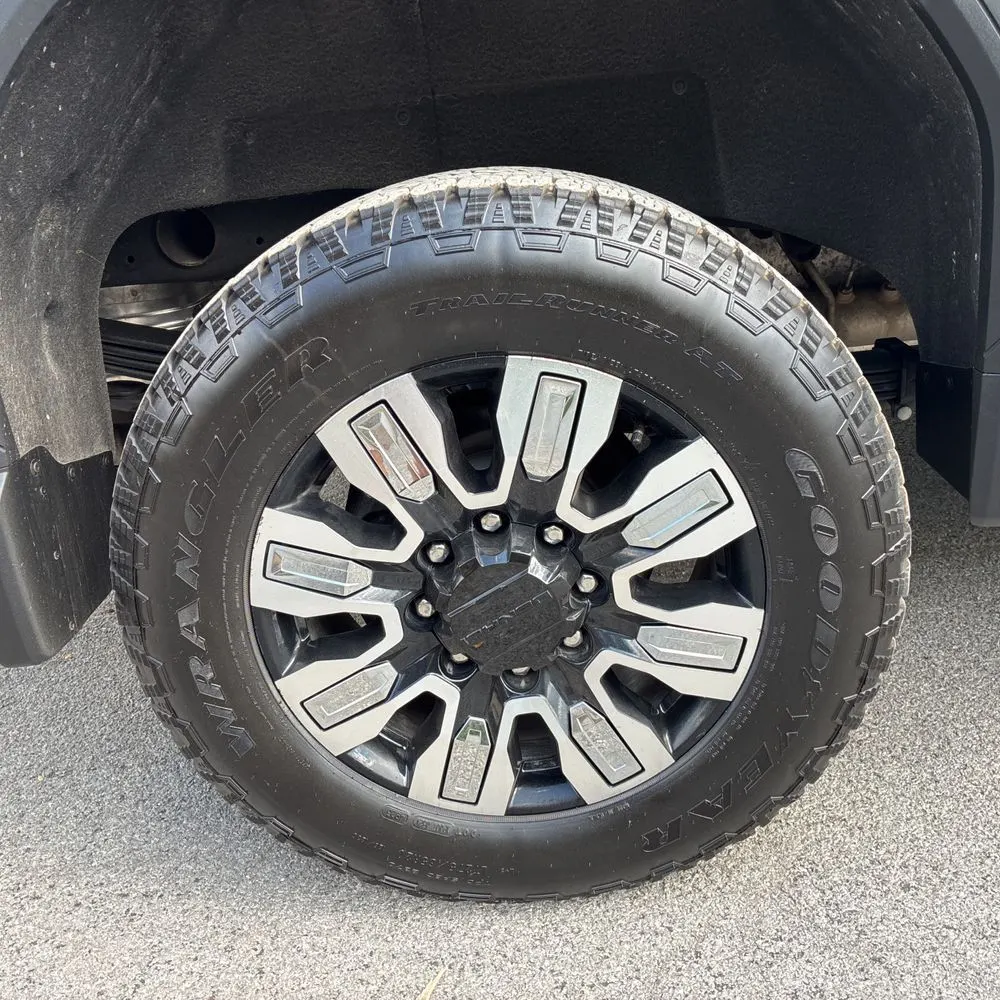 2025 GMC Sierra 2500 Denali