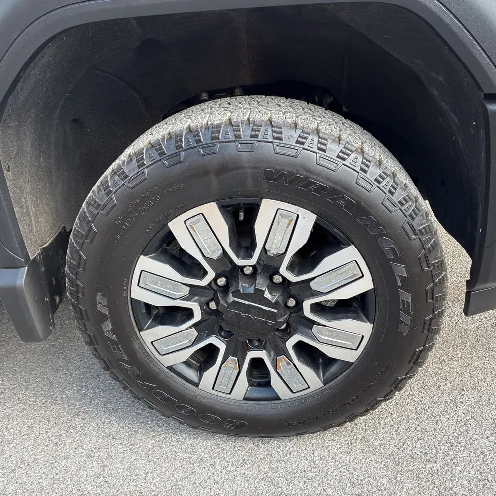 2025 GMC Sierra 2500 Denali
