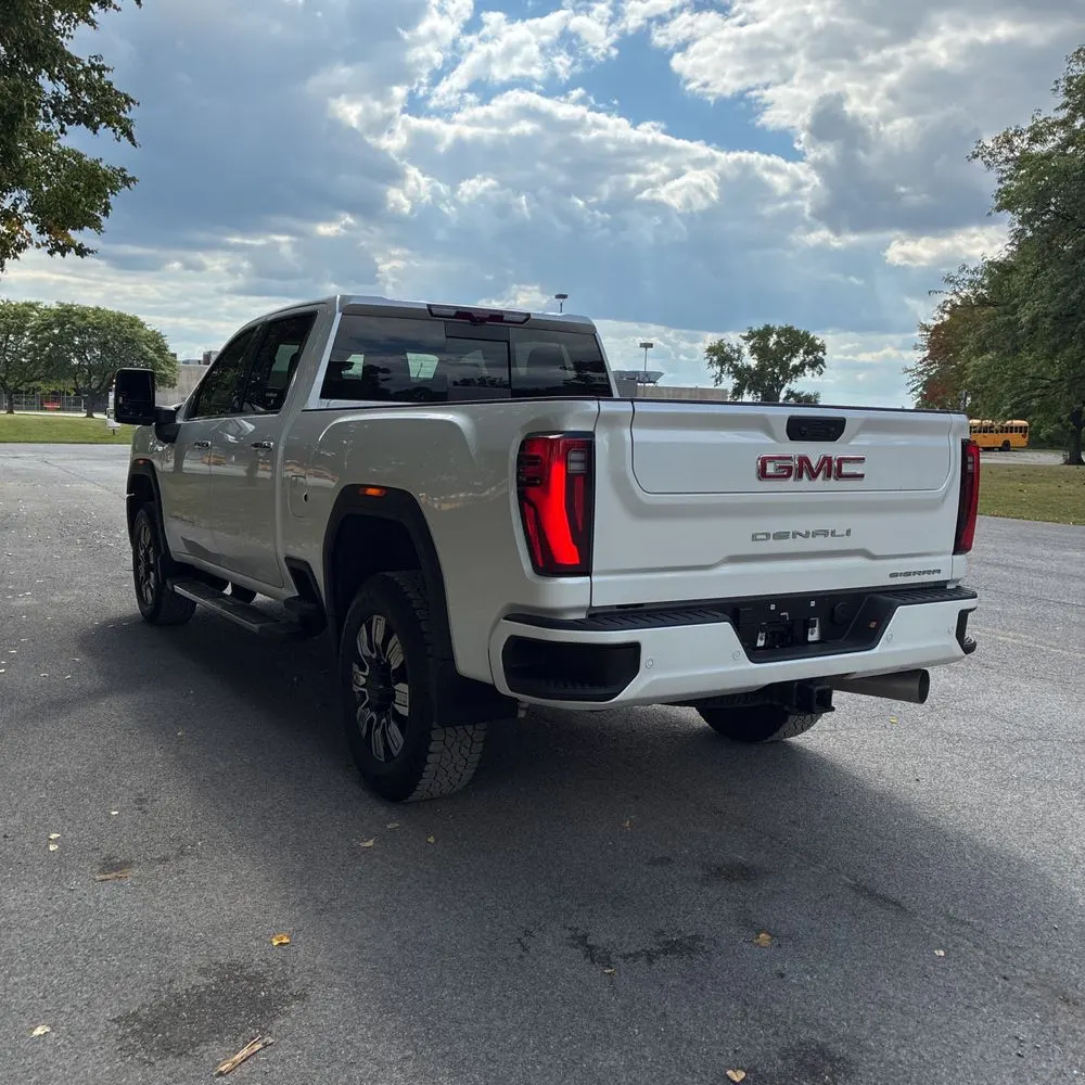 2025 GMC Sierra 2500 Denali