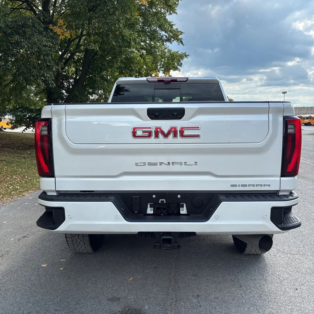 2025 GMC Sierra 2500 Denali