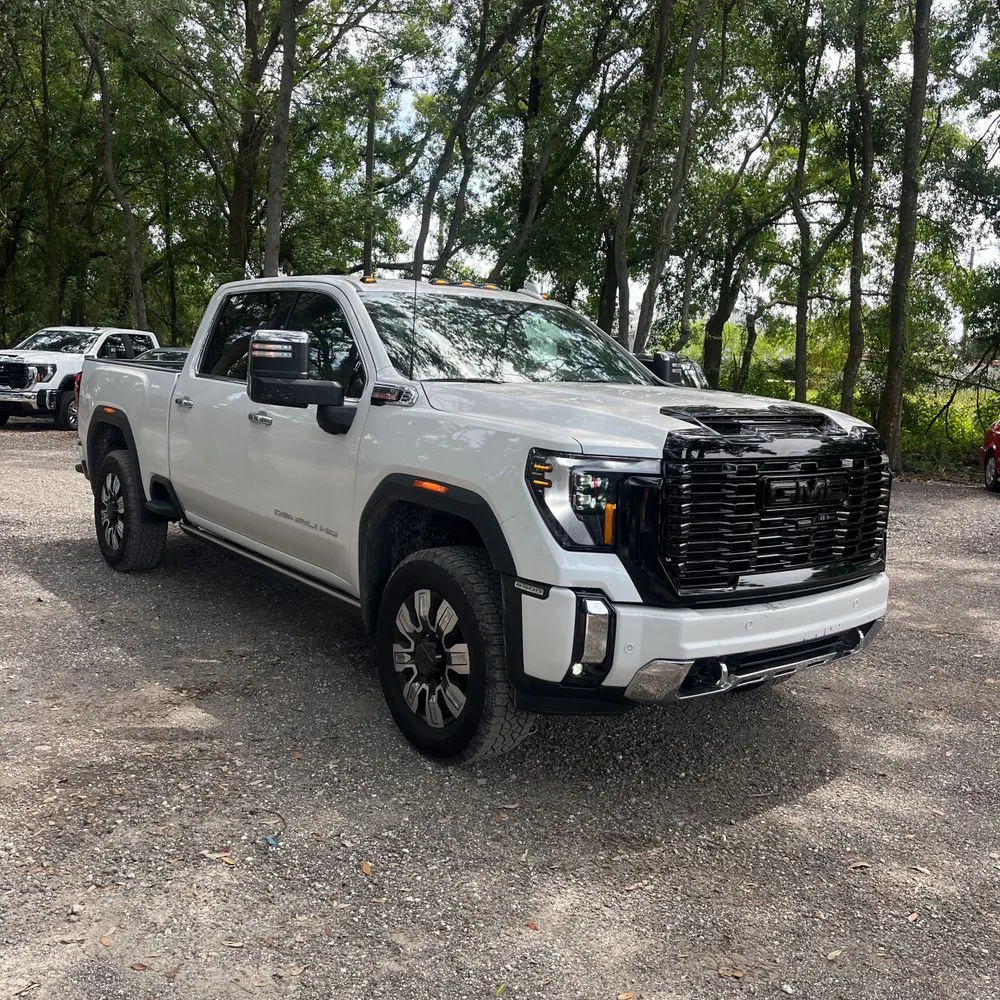 2025 GMC Sierra 2500HD Denali