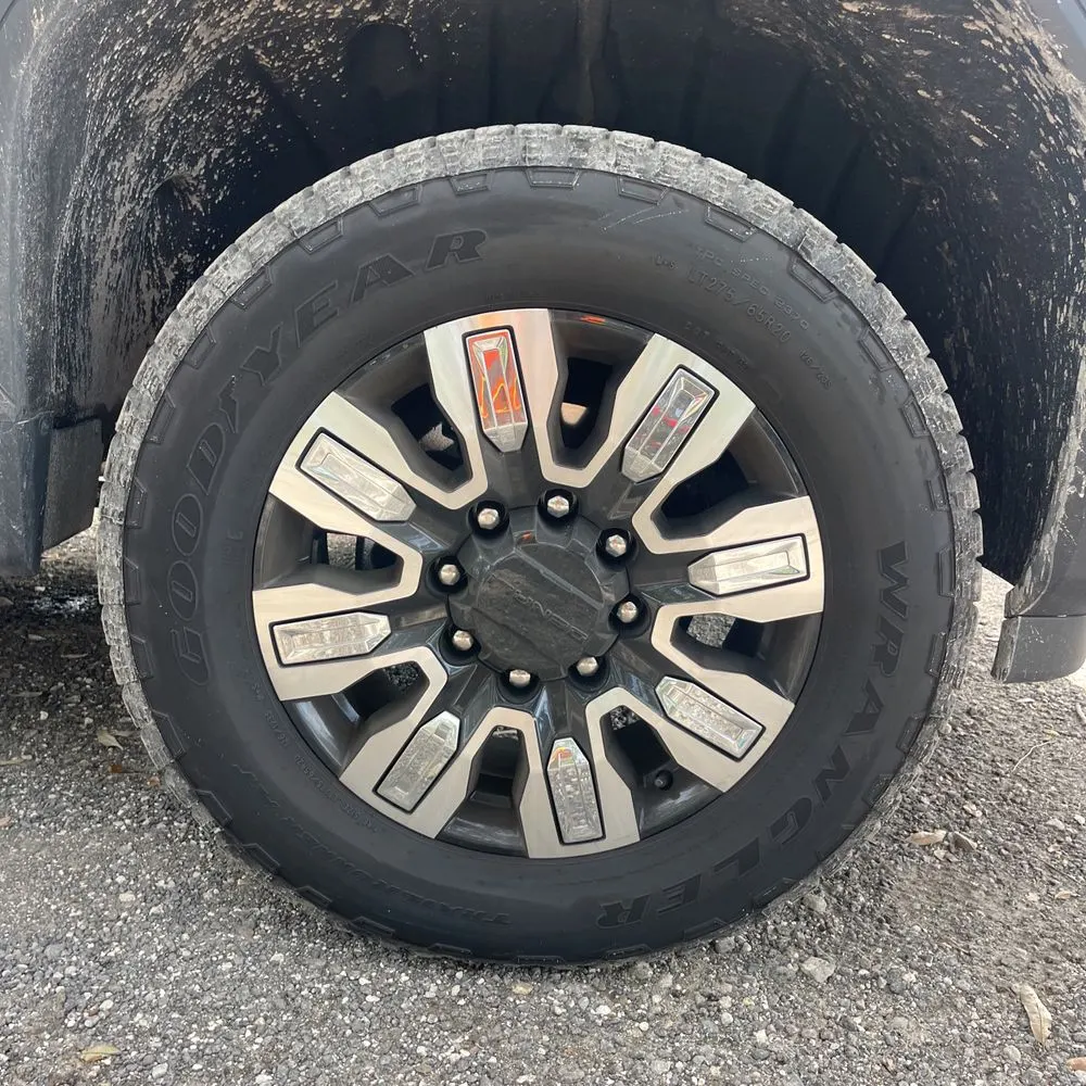 2025 GMC Sierra 2500HD Denali