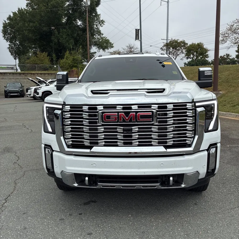 2025 GMC Sierra 3500HD Denali