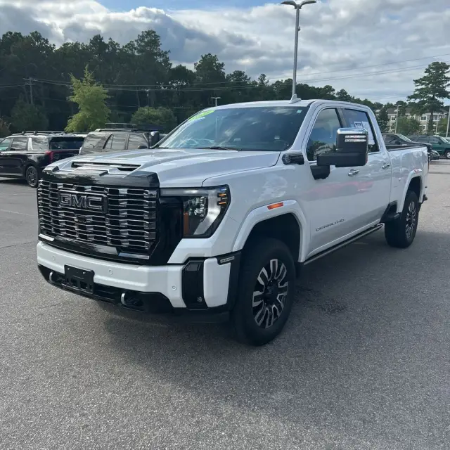2025 GMC Sierra 2500HD Denali Ultimate