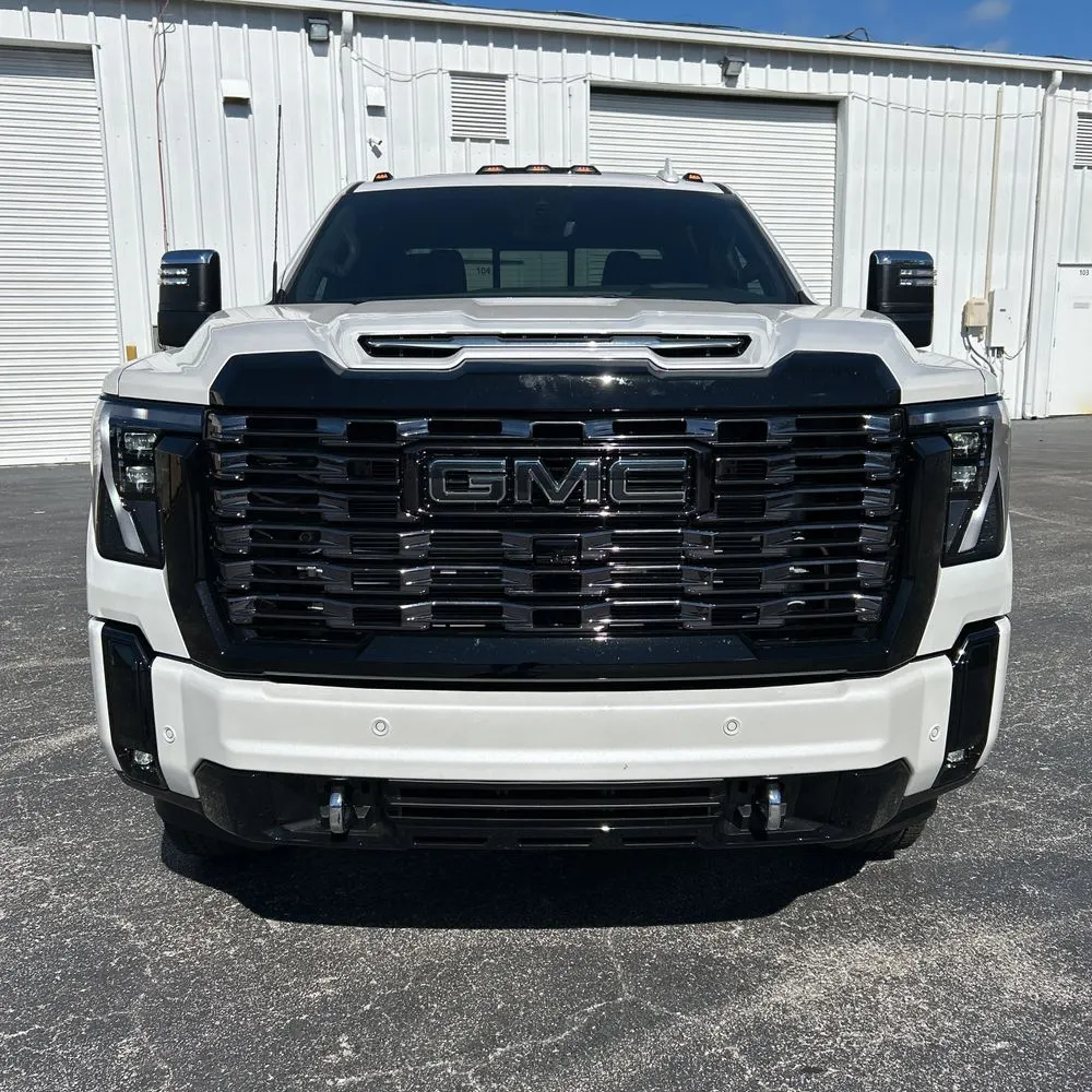 2025 GMC Sierra 3500HD Denali Ultimate