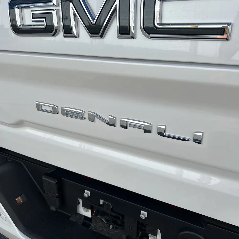 2025 GMC Sierra 3500HD Denali Ultimate