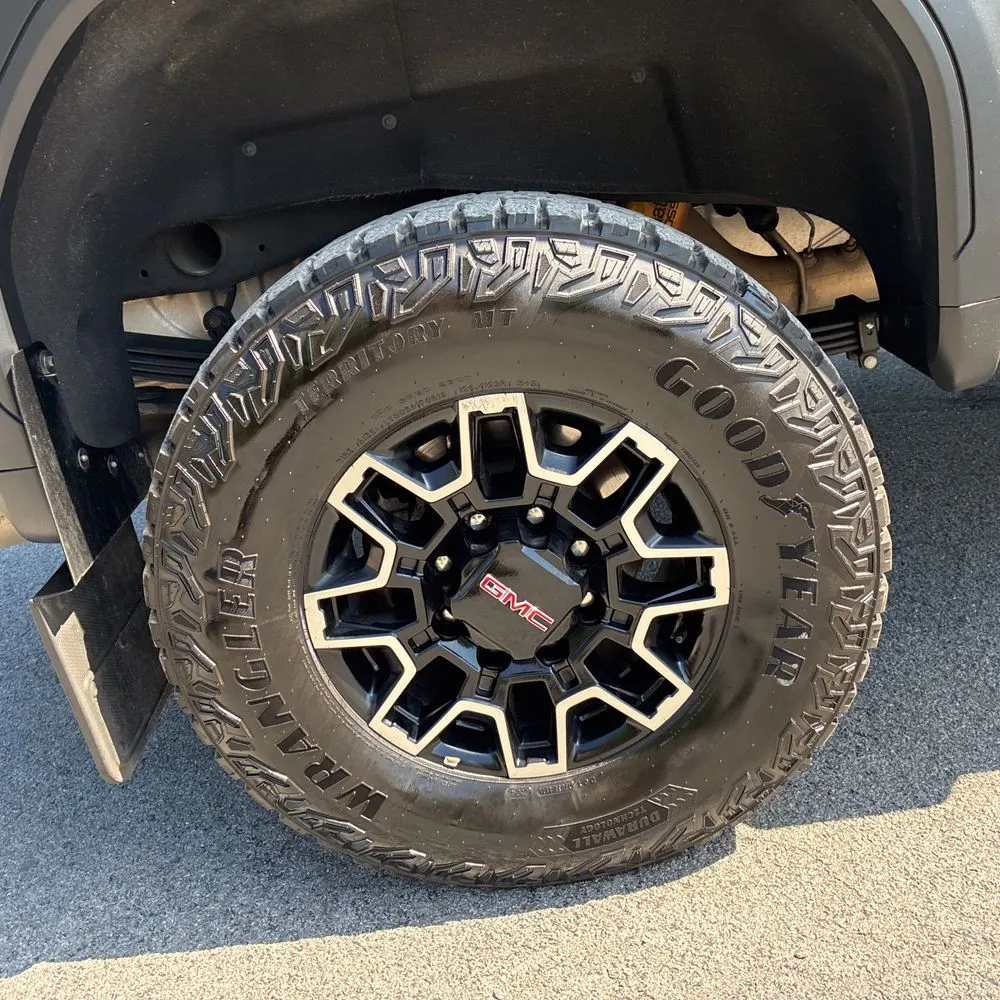 2025 GMC Sierra 2500 AT4X