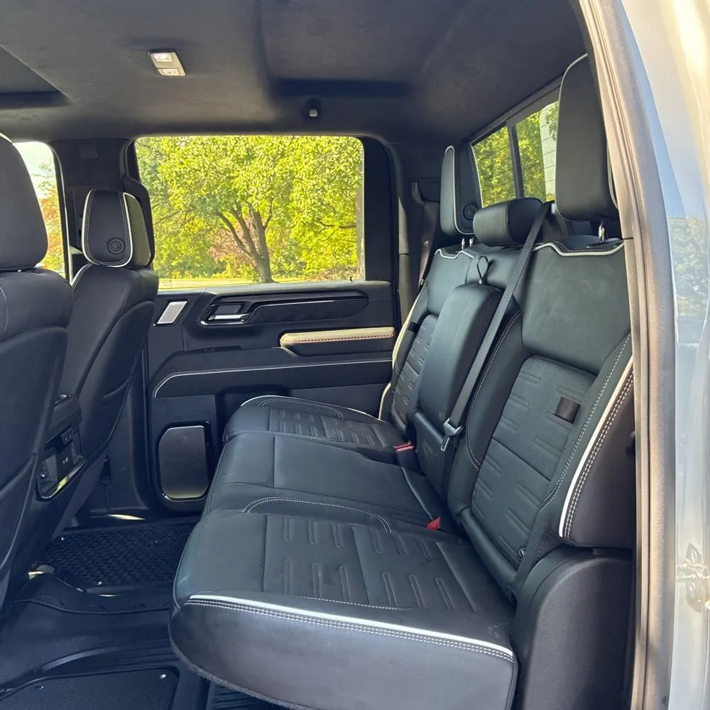 2025 GMC Sierra 2500 AT4X