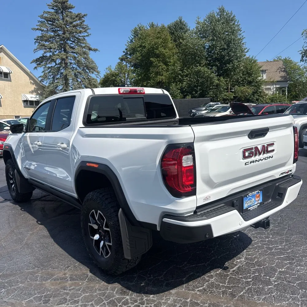 2024 GMC Canyon AT4X
