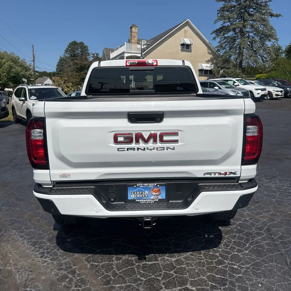 2024 GMC Canyon AT4X