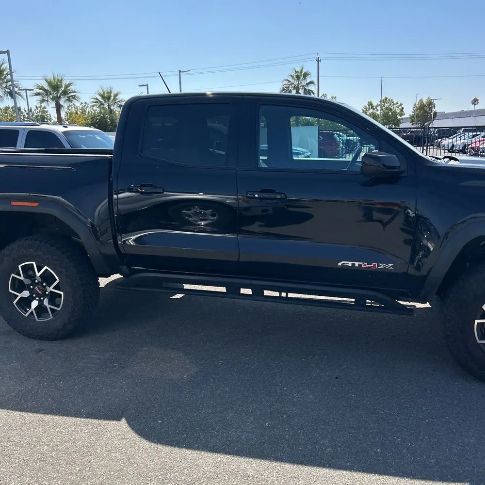 2023 GMC Canyon AT4X