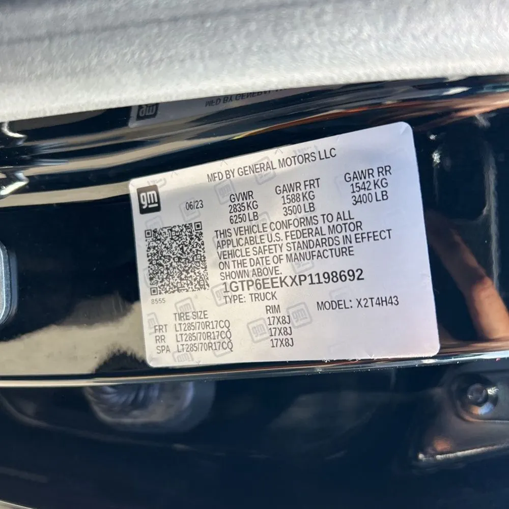 2023 GMC Canyon AT4X