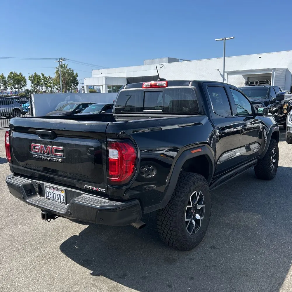 2023 GMC Canyon AT4X