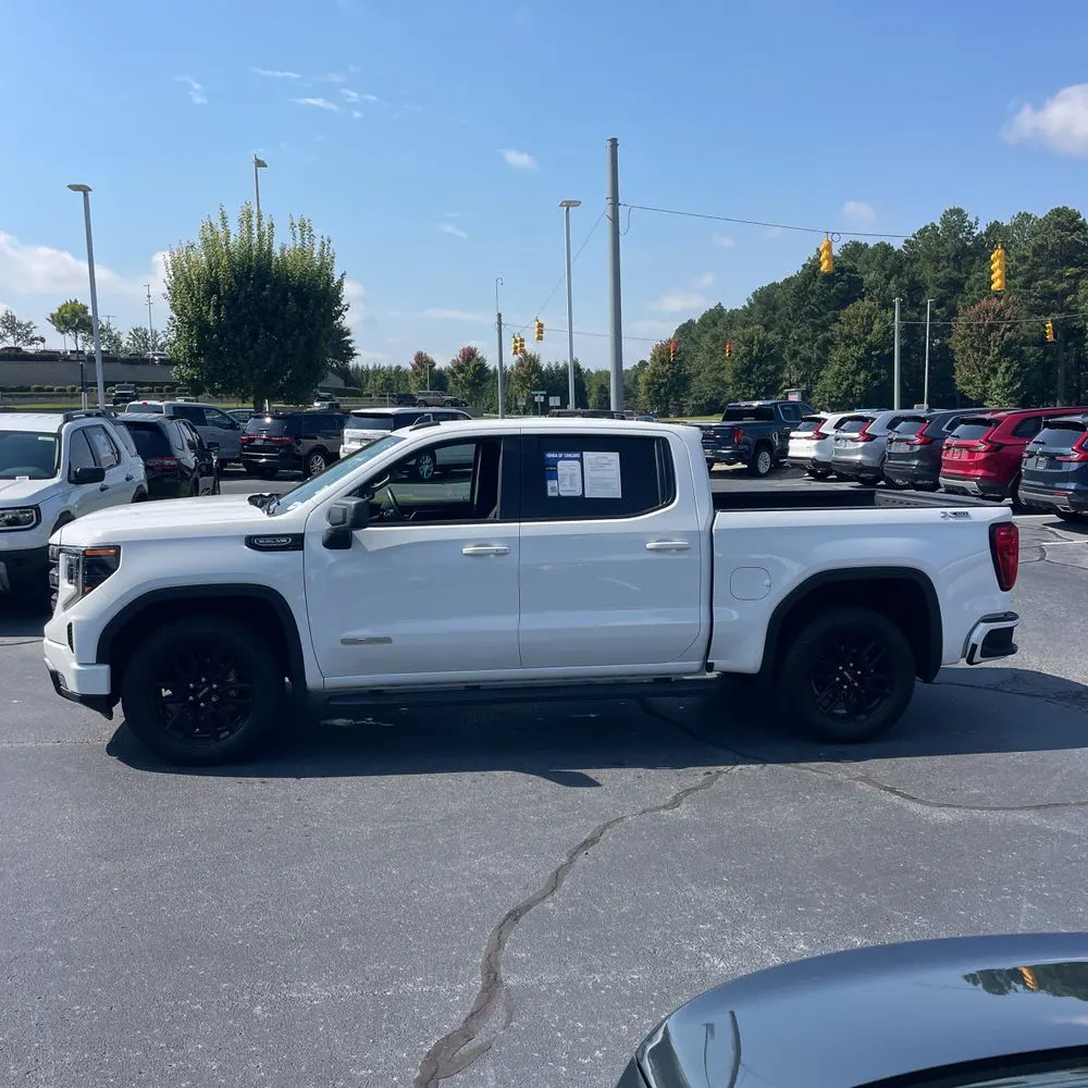 2023 GMC Sierra 1500 Elevation