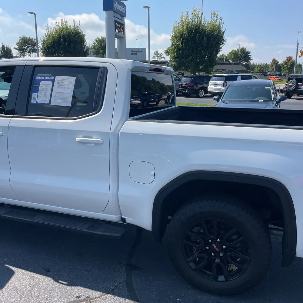2023 GMC Sierra 1500 Elevation