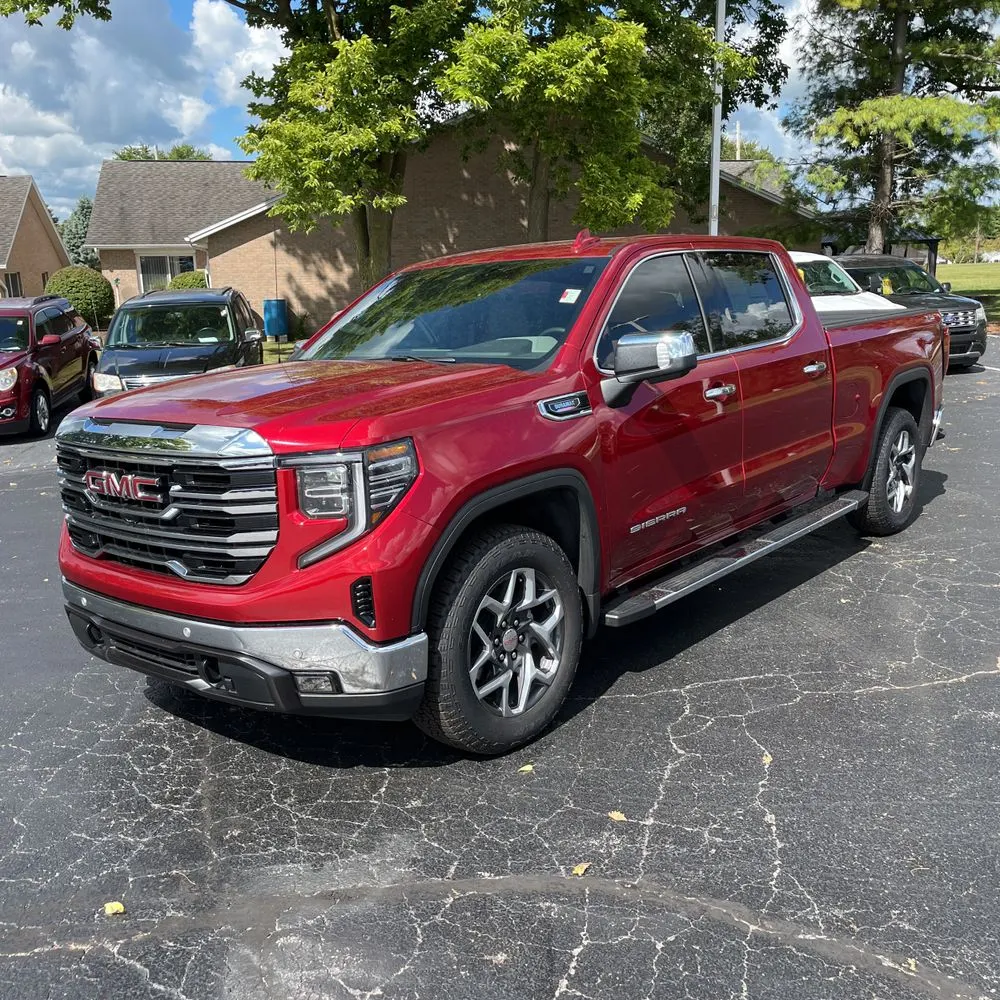 2024 GMC Sierra 1500 SLT