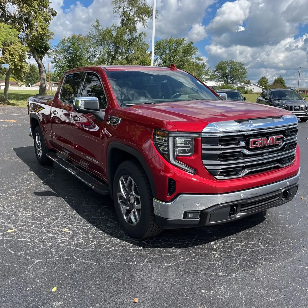 2024 GMC Sierra 1500 SLT