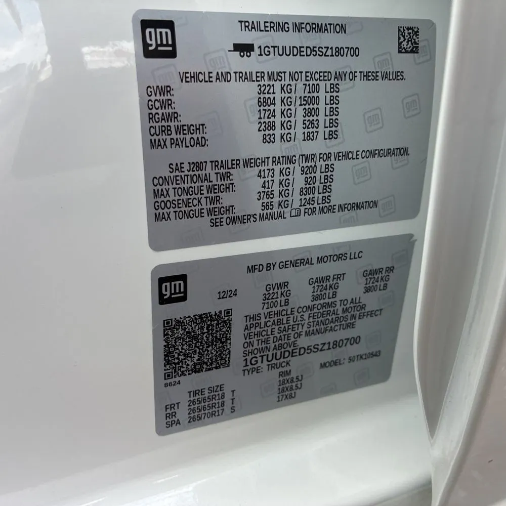 2025 GMC Sierra 1500 SLT