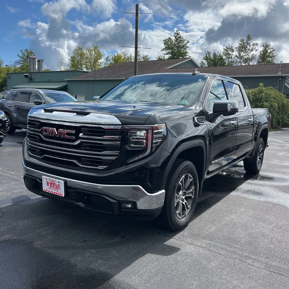 2025 GMC Sierra 1500 SLT
