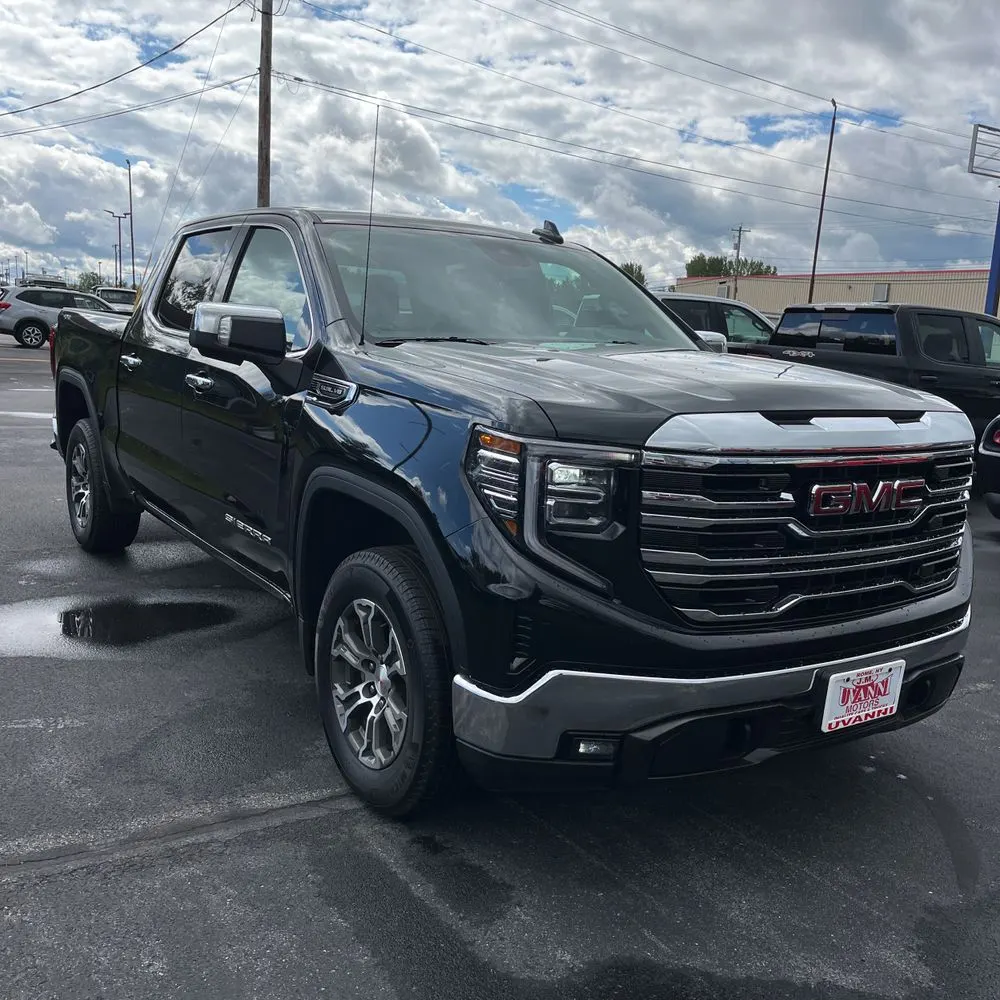 2025 GMC Sierra 1500 SLT
