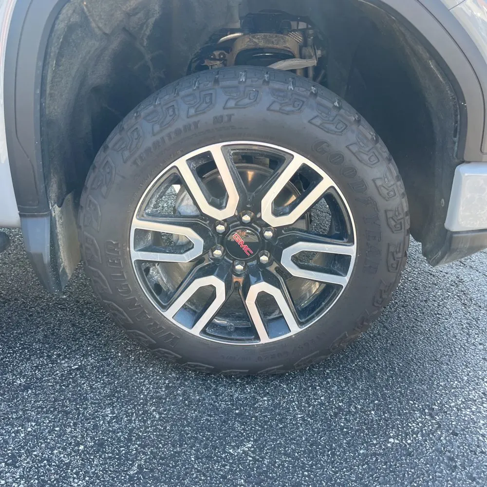 2024 GMC Sierra 1500 AT4