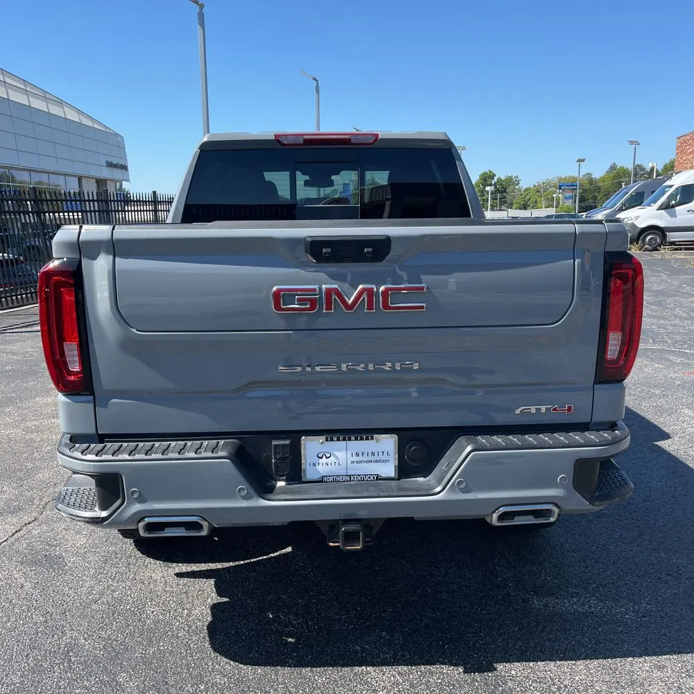 2024 GMC Sierra 1500 AT4