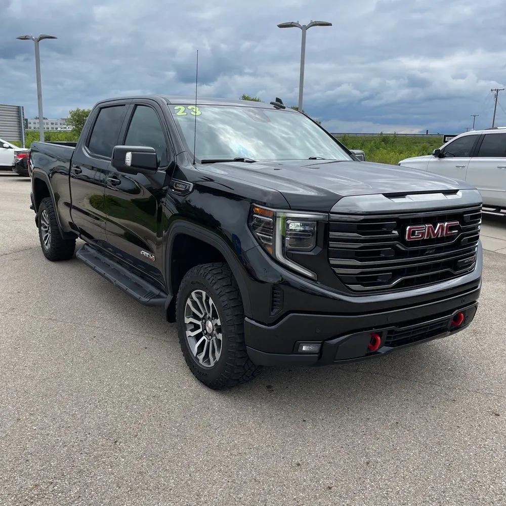 2023 GMC Sierra 1500 AT4