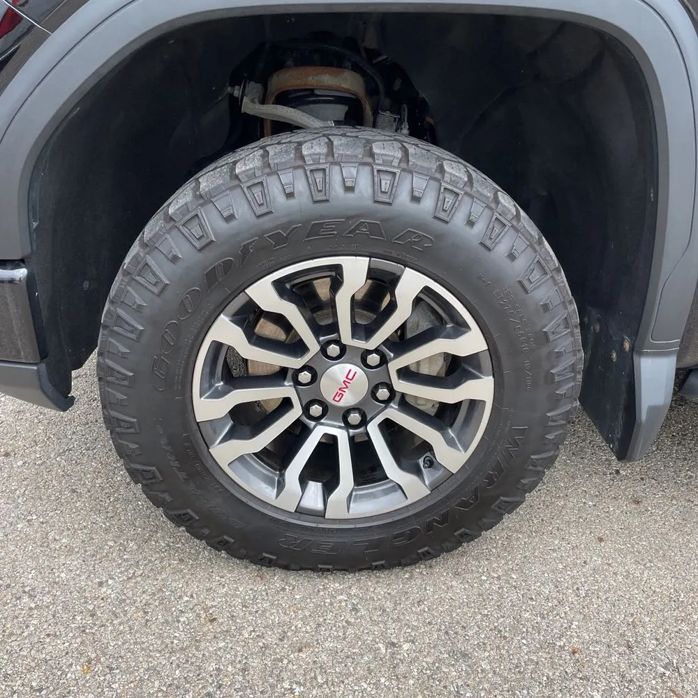 2023 GMC Sierra 1500 AT4
