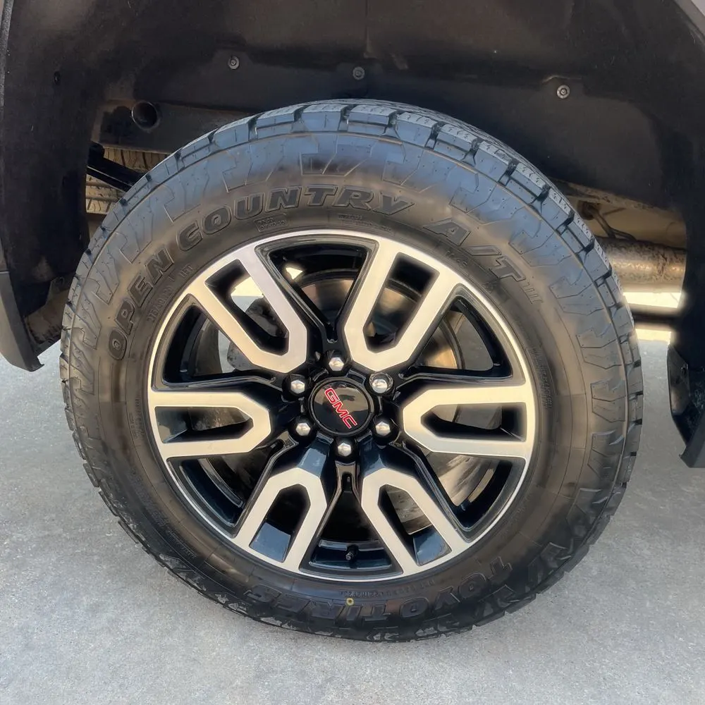 2023 GMC Sierra 1500 AT4