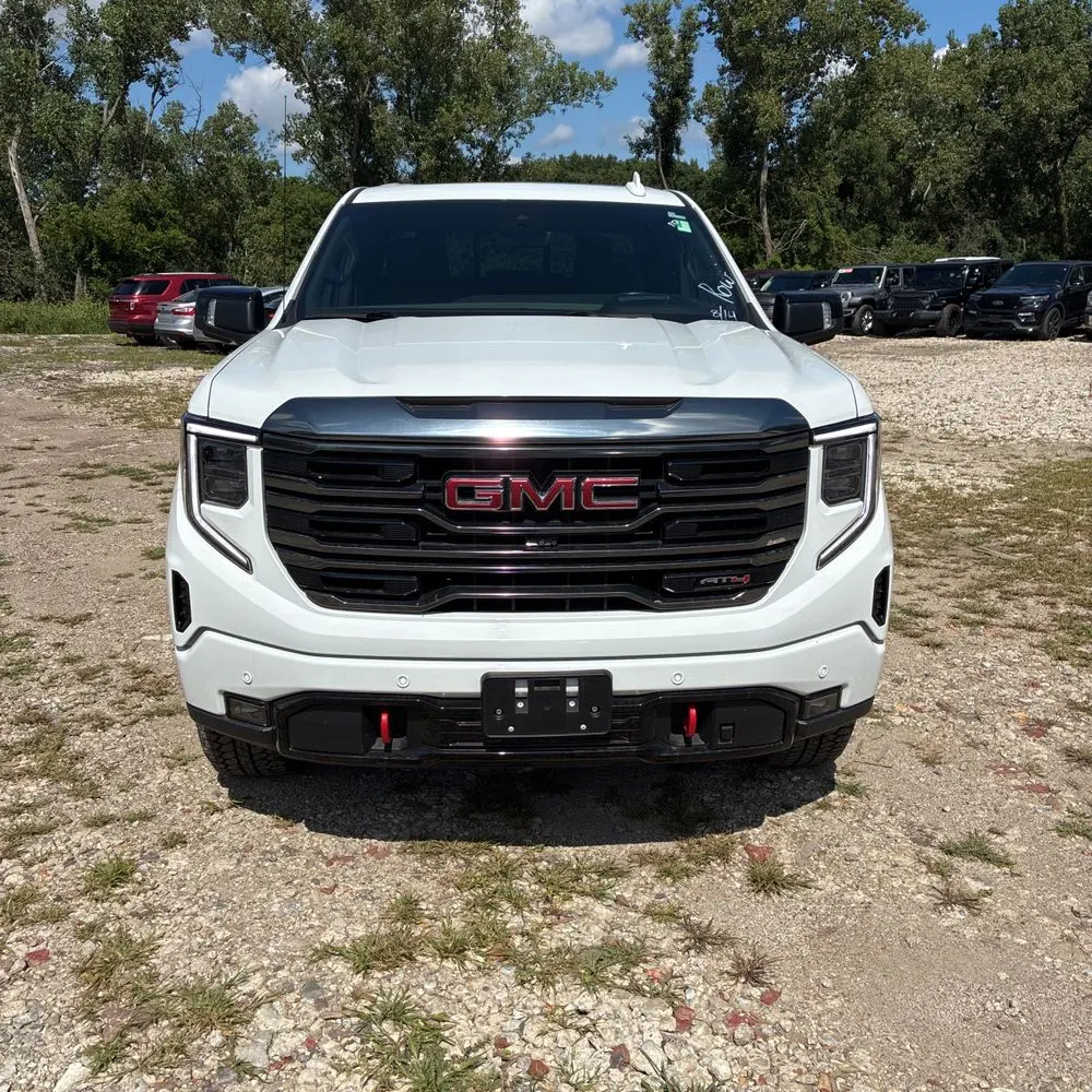 2023 GMC Sierra 1500 AT4