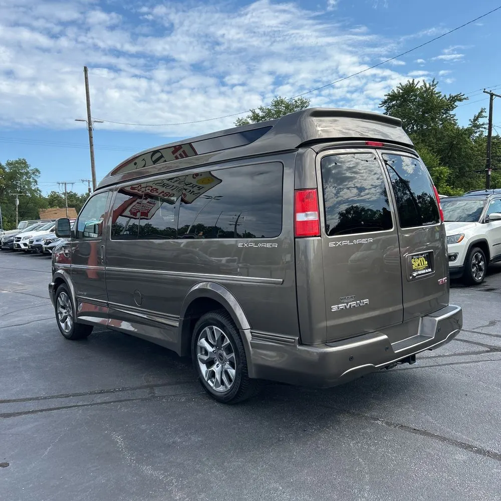 2023 GMC Savana 2500