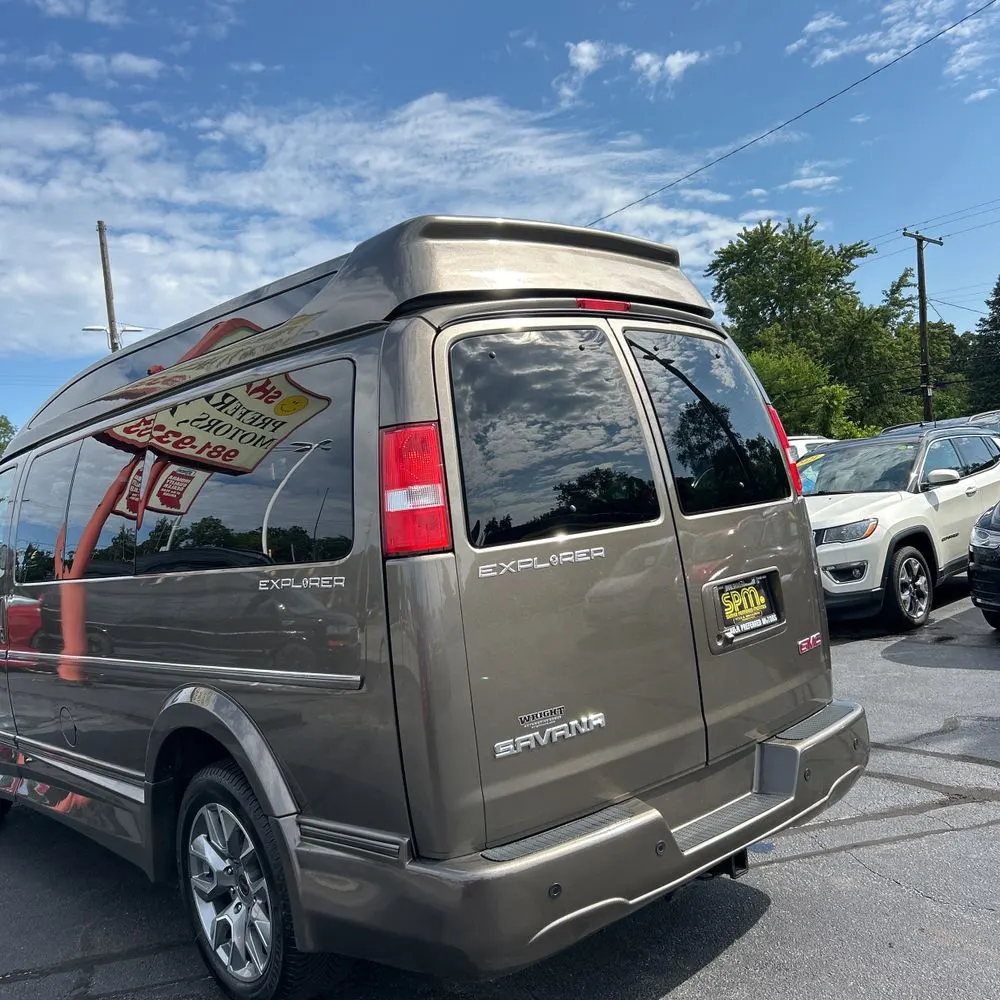 2023 GMC Savana 2500