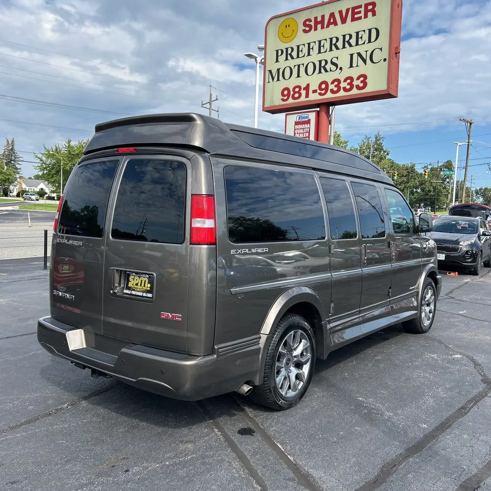 2023 GMC Savana 2500