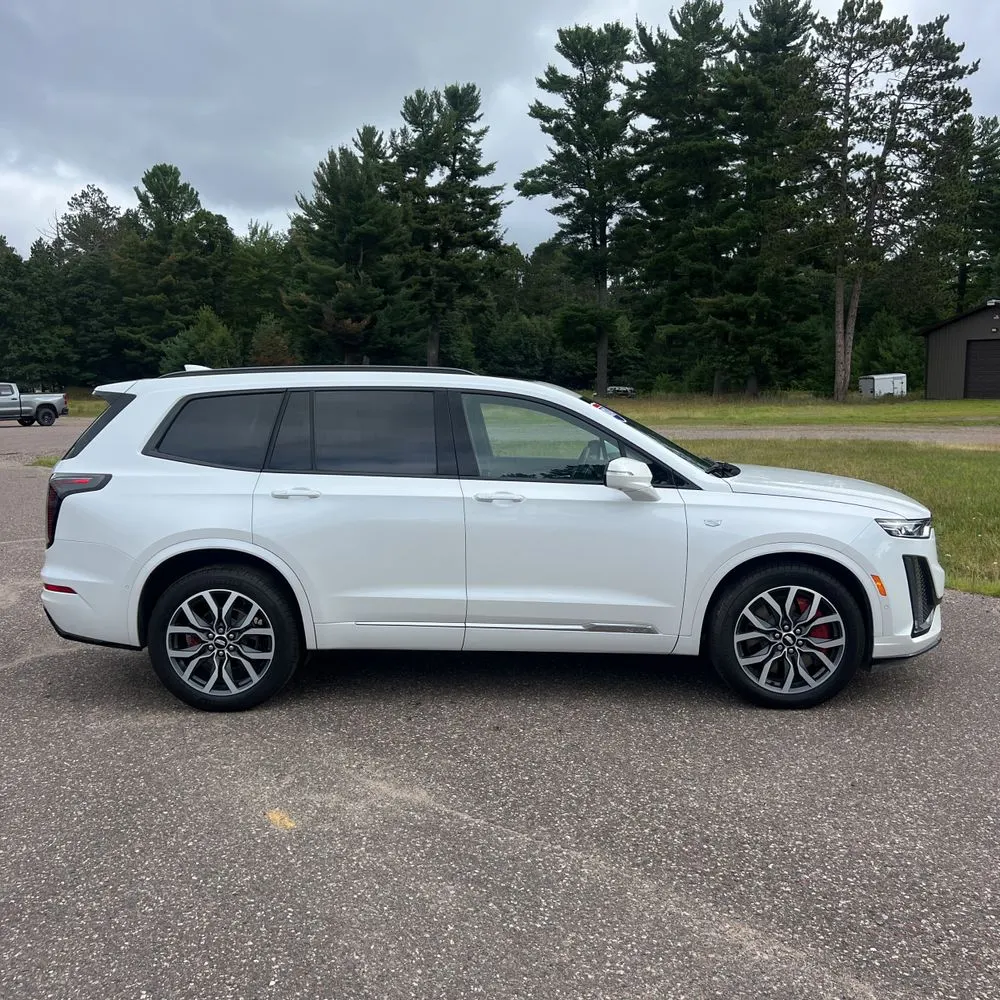 2024 Cadillac XT6 Sport