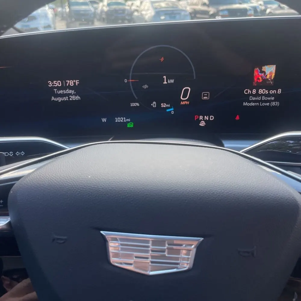 2025 Cadillac Lyriq Sport 1