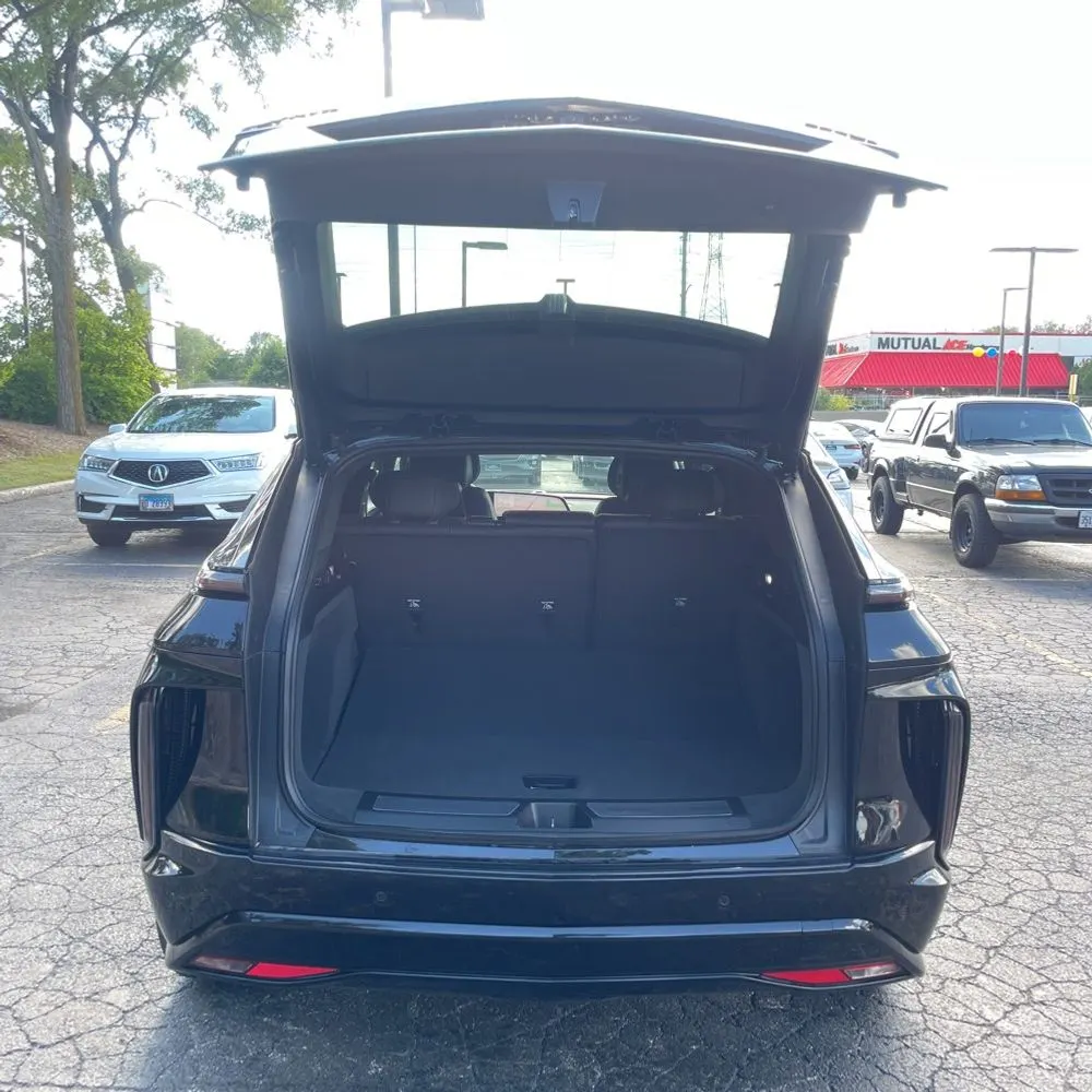 2025 Cadillac Lyriq Sport 1