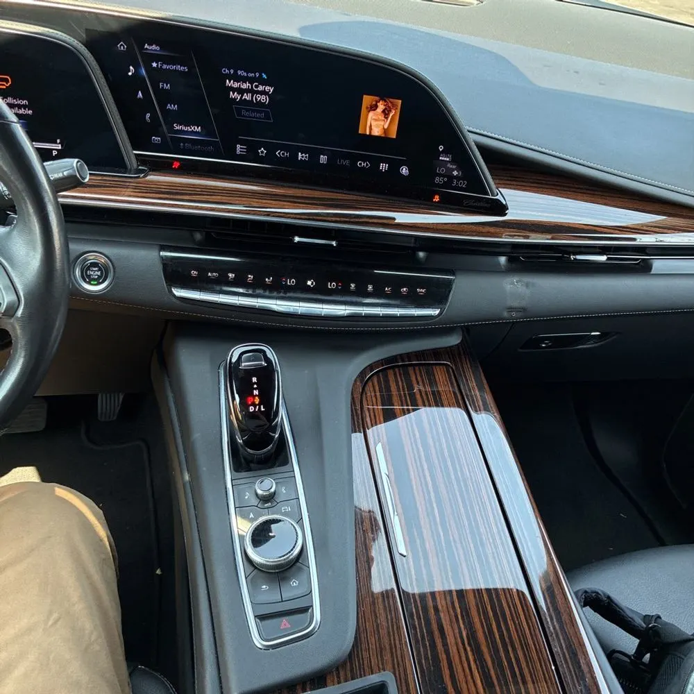 2023 Cadillac Escalade ESV Luxury