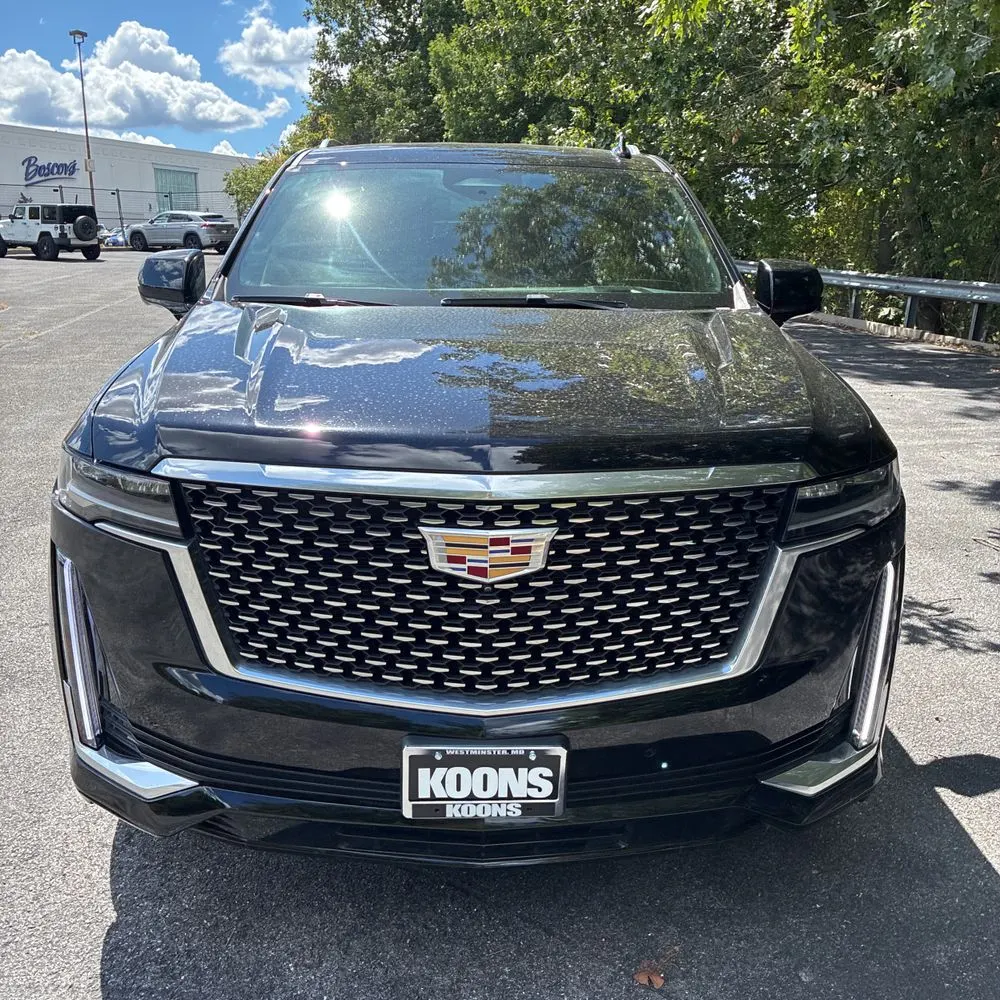 2022 Cadillac Escalade Luxury