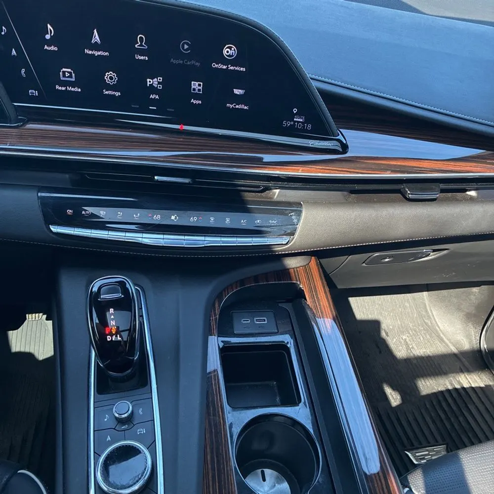 2023 Cadillac Escalade Premium Luxury