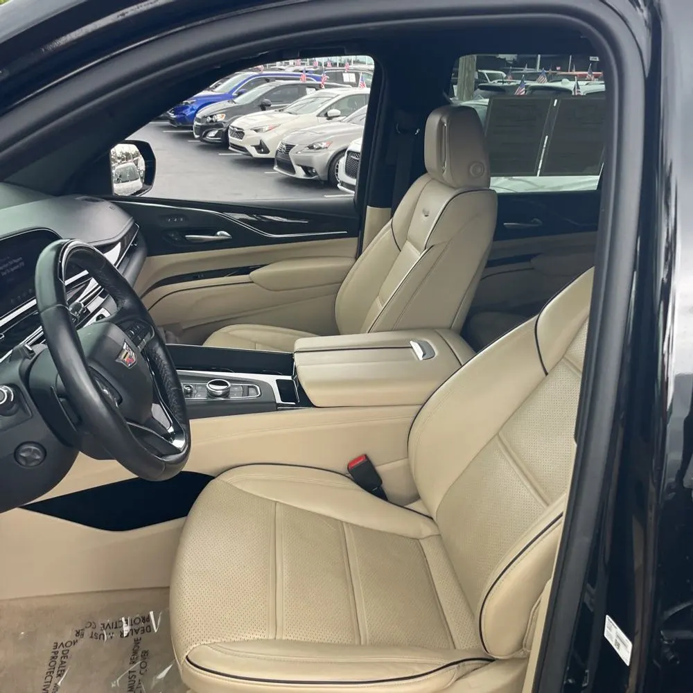 2023 Cadillac Escalade Premium Luxury
