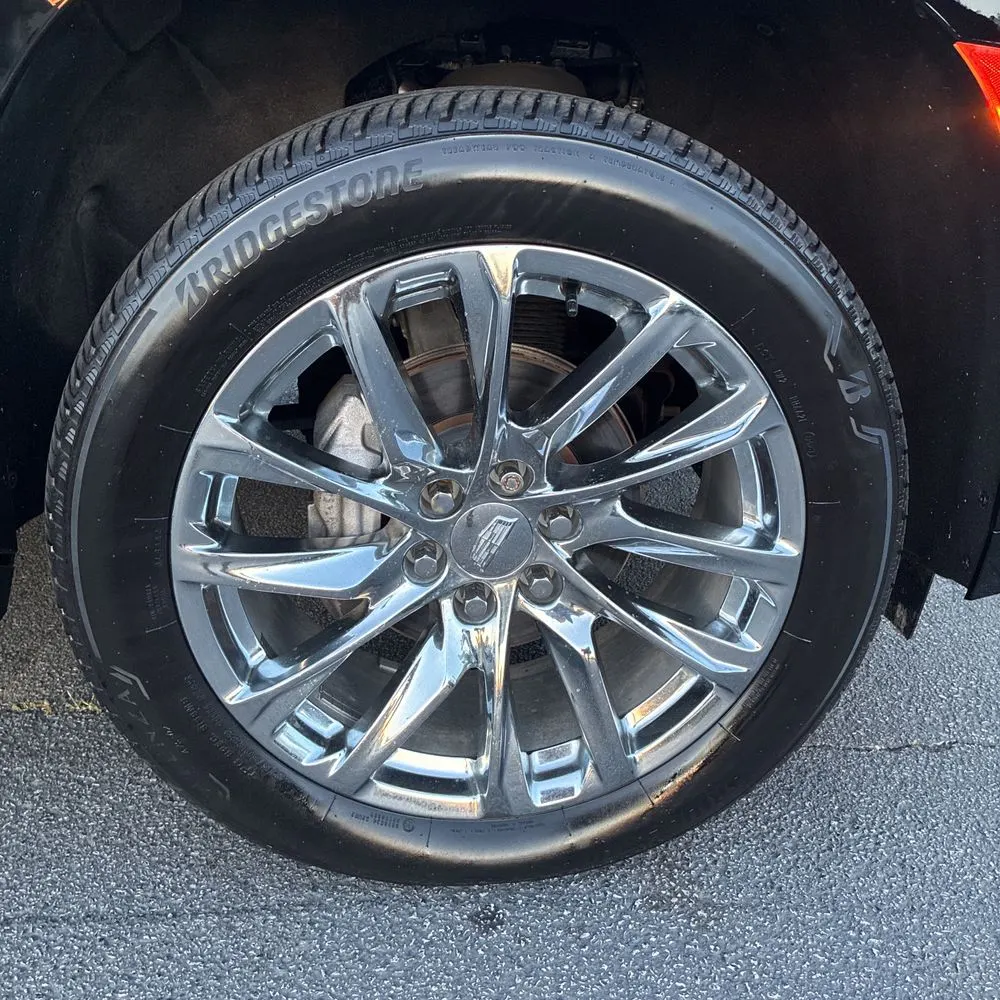 2022 Cadillac Escalade Premium Luxury