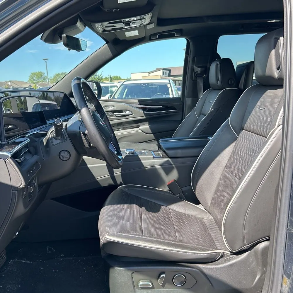 2021 Cadillac Escalade Sport