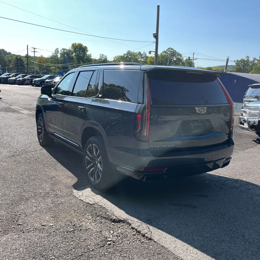 2021 Cadillac Escalade Sport