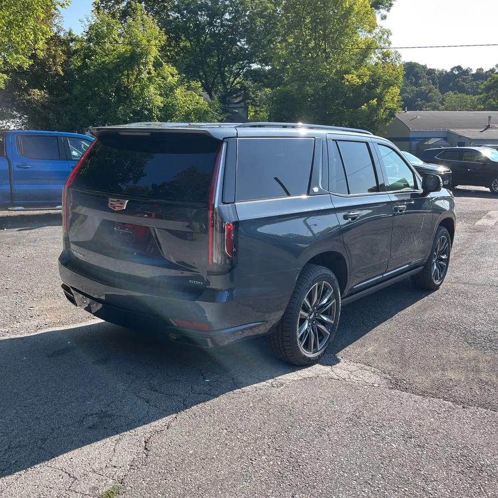 2021 Cadillac Escalade Sport